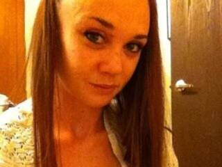 色情视频聊天 TinyRiley