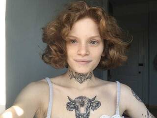 色情视频聊天 Toninita