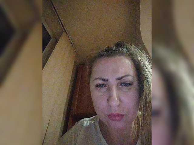 广播屏幕截图 TopNewBlonda
