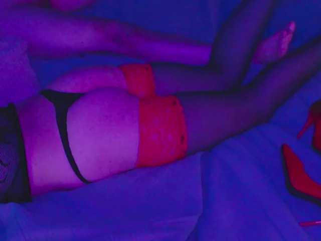 广播屏幕截图 TwoRed