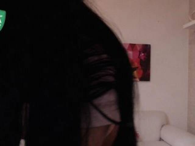 广播屏幕截图 ValenHilton