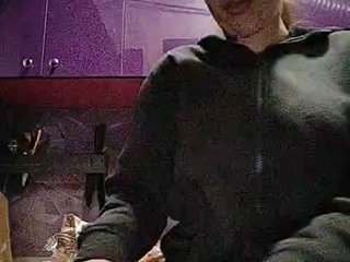 色情视频聊天 -VALERIIAA-