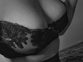 色情视频聊天 velvet2219