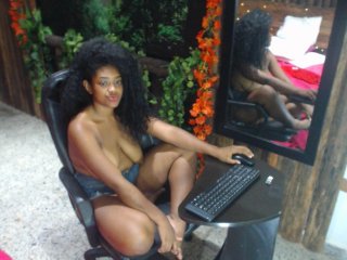 相片 veronikalatin hi guys, LOVENSE ON! specila show in pvt. Tits show 25 Tkns,. Ass show 50 Tkns.. Pussy show 99 Tkns.. #ass #pussy #anal #sexy #latina #new #dildo #lovense #cum #wet # horny #toy #tits #pleasure