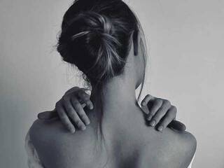 色情视频聊天 VERONNIKA