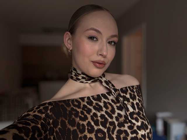 个人资料的照片 vickyblondiua