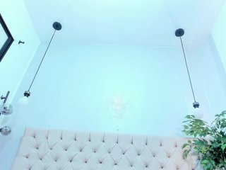 色情视频聊天 Victoria-Coleman