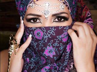 色情视频聊天 VictoriaMayeer