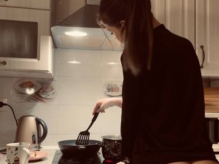 色情视频聊天 Vikki-Creed