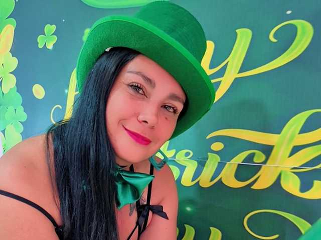 个人资料的照片 vivian-milf-paint