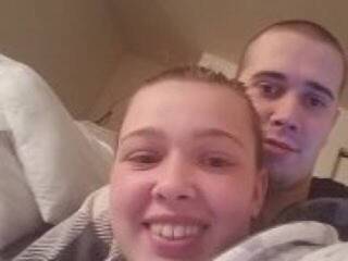 色情视频聊天 CouchCouple7