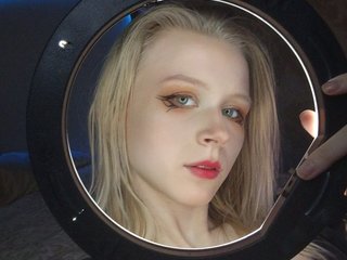 色情视频聊天 White-snow