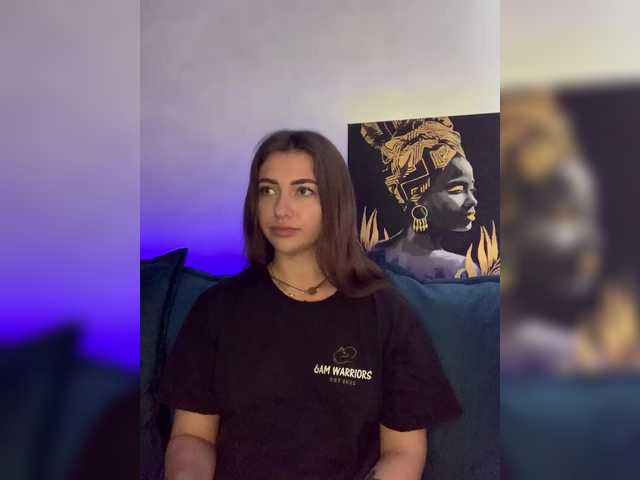 广播屏幕截图 WILDGIRL