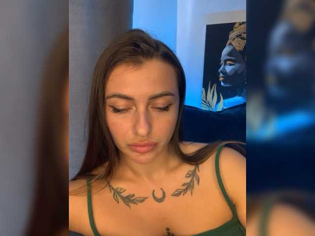 广播屏幕截图 WILDGIRL