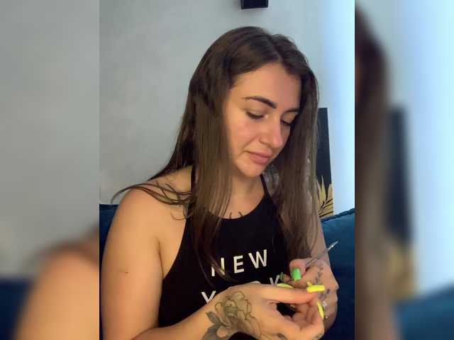 广播屏幕截图 WILDGIRL