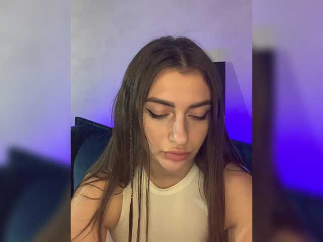 广播屏幕截图 WILDGIRL