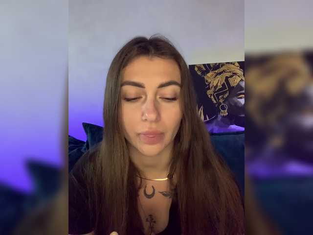 广播屏幕截图 WILDGIRL