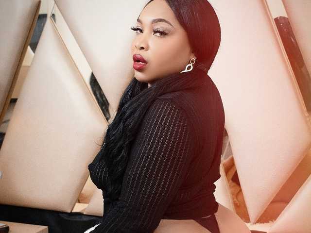 个人资料的照片 xhollyrowlan