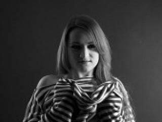 色情视频聊天 xtendergirl