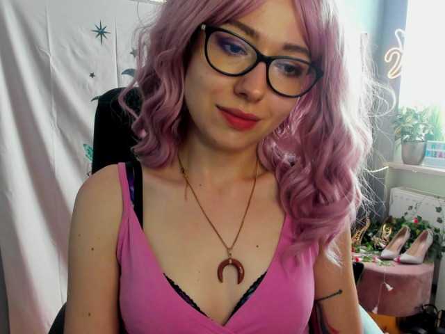 相片 xxHeidiLove #joi #tease #fairy #cei #sissy #sph #cbt #young #girl #hot #cute #natural #healthy #ahegao #ass #english #german #curlyhair #cuckold