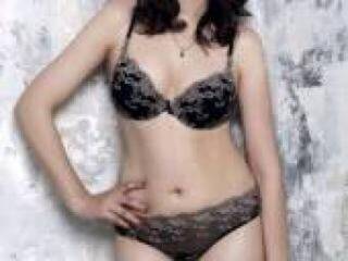 色情视频聊天 xxkiiraxx