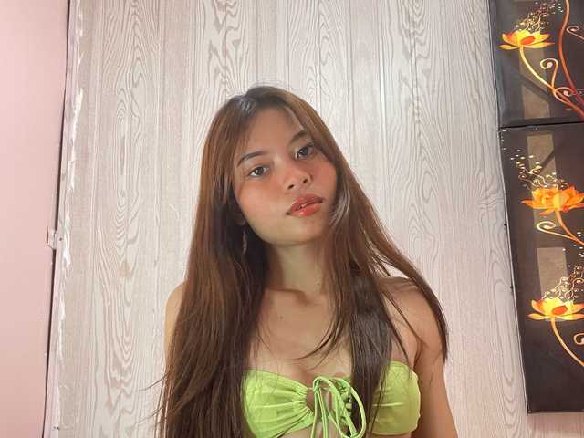 个人资料的照片 xxlovelyface4u
