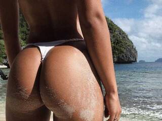 色情视频聊天 YourEmilie