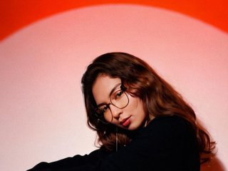 色情视频聊天 YourMaddy