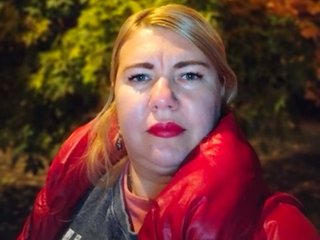 色情视频聊天 YourMommyy