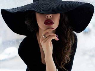 色情视频聊天 YourNewLove