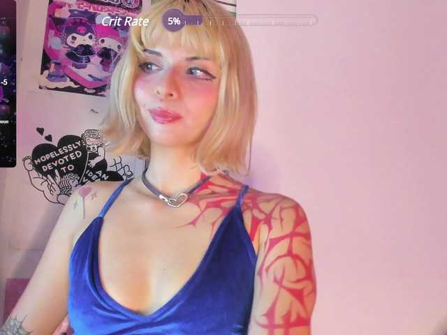 相片 YourRosenrot Hello there, use my chat bots to get more fun! My goal is squirt show, lets make countdown go 0