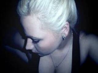 色情视频聊天 yoursweet12