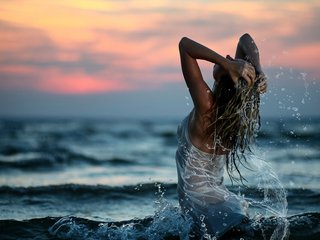 色情视频聊天 YueLayla