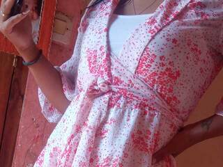 色情视频聊天 Yvitsy