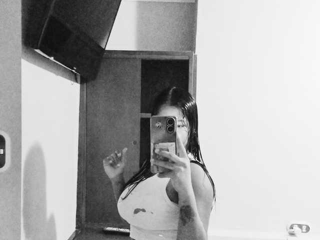个人资料的照片 ZAIRA-BREEZE