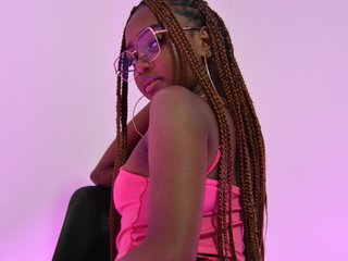 色情视频聊天 ZaraBrown