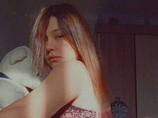 色情视频聊天 PeachyAlice